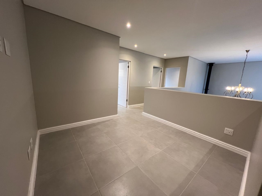 4 Bedroom Property for Sale in Croydon Gardens Estate Western Cape